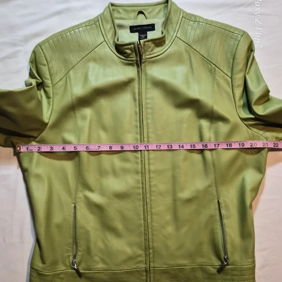 ​Valerie Stevens 100% Leather Moto Jacket - Pear Green - XL - Picture 3 of 9